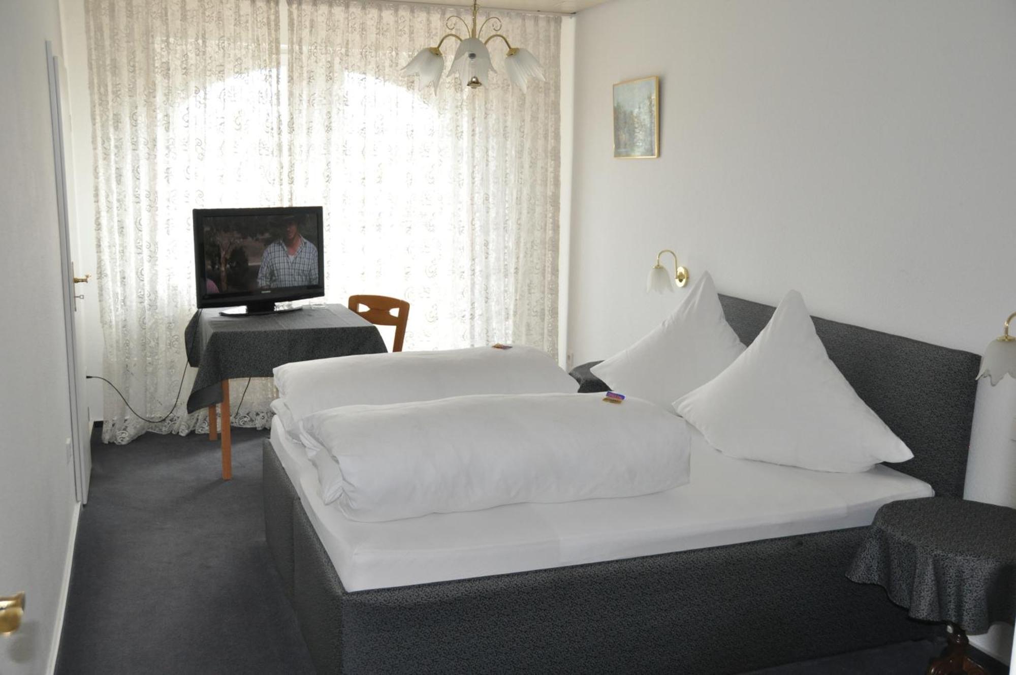 Gaestehaus Ullmannshof Kirchheim am Neckar Habitación foto